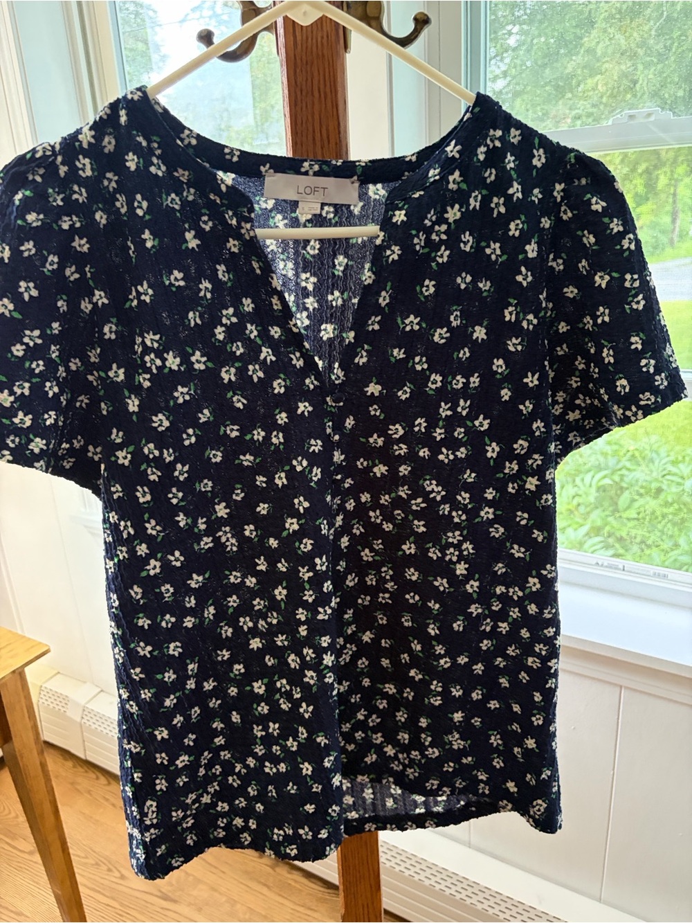 LOFT Navy Floral Split-Neck Short Sleeve Blouse - Picture 8 of 8